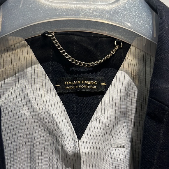 Massimo Dutti Fine Pinstripe Tailored Wool Blazer - Picture 2 of 7